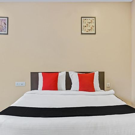 Hotel O Log Inn Plaza Near Eon It Park Pune Esterno foto